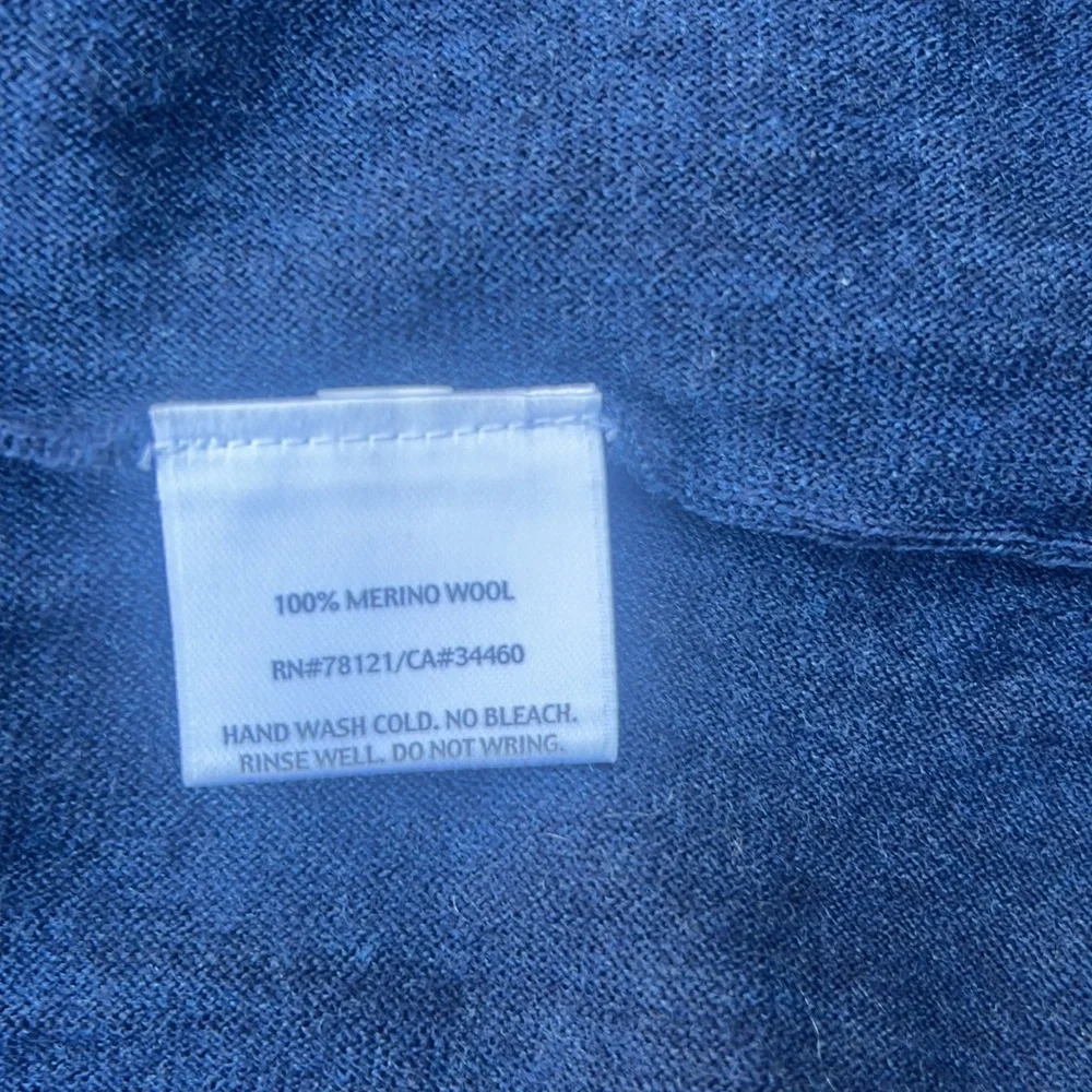 Eileen Fisher NWOT indigo 100% Marino wool classy lightweight long sleeve sz 2P - Picture 7 of 9